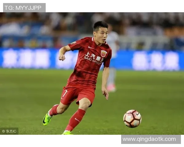 中国现代足球十大球星解析及其对中国足球发展的深远影响 中国现代足球十大球星解析及其对中国足球发展的深远影响